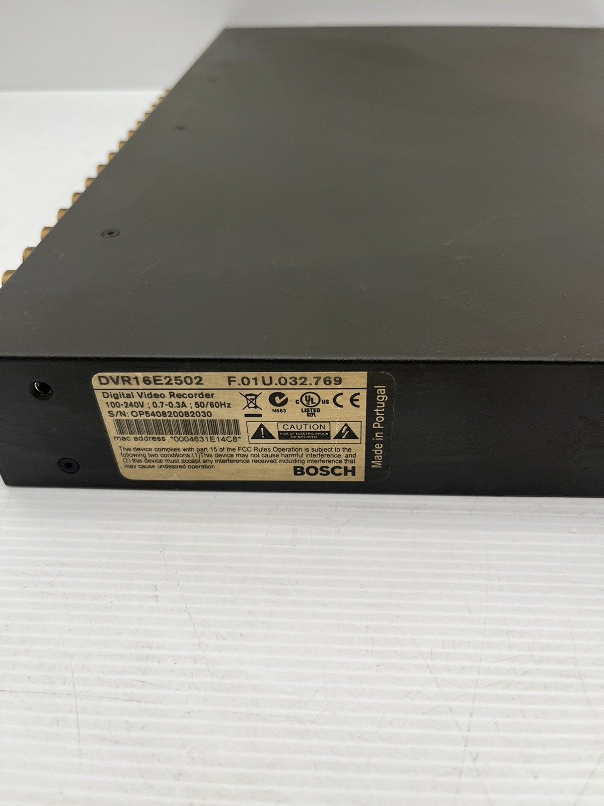 Bosch Divar DVR16E2502 16-Channel DVR Versatile Network UNTESTED no Power Cable