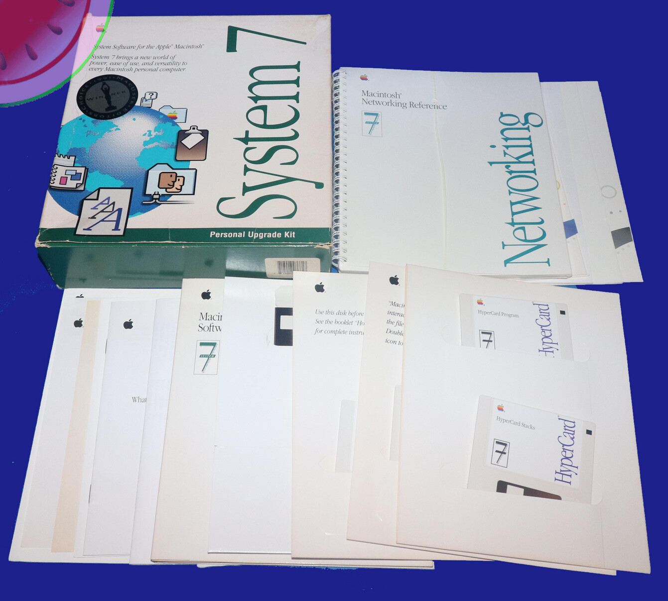 Apple System 7 Personal Upgrade Kit Software & Manuals + Hypercard 1991 M8220LL