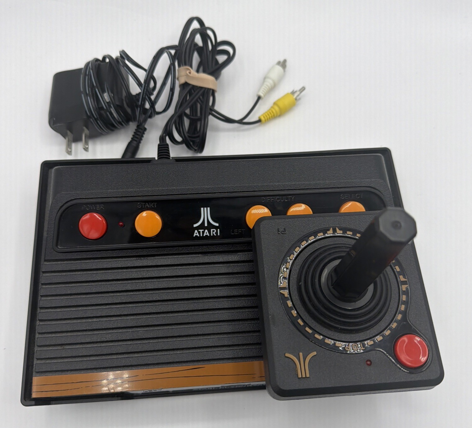 Atari Flashback 2 Bundle With One Controller. Nostalgic Mini Version