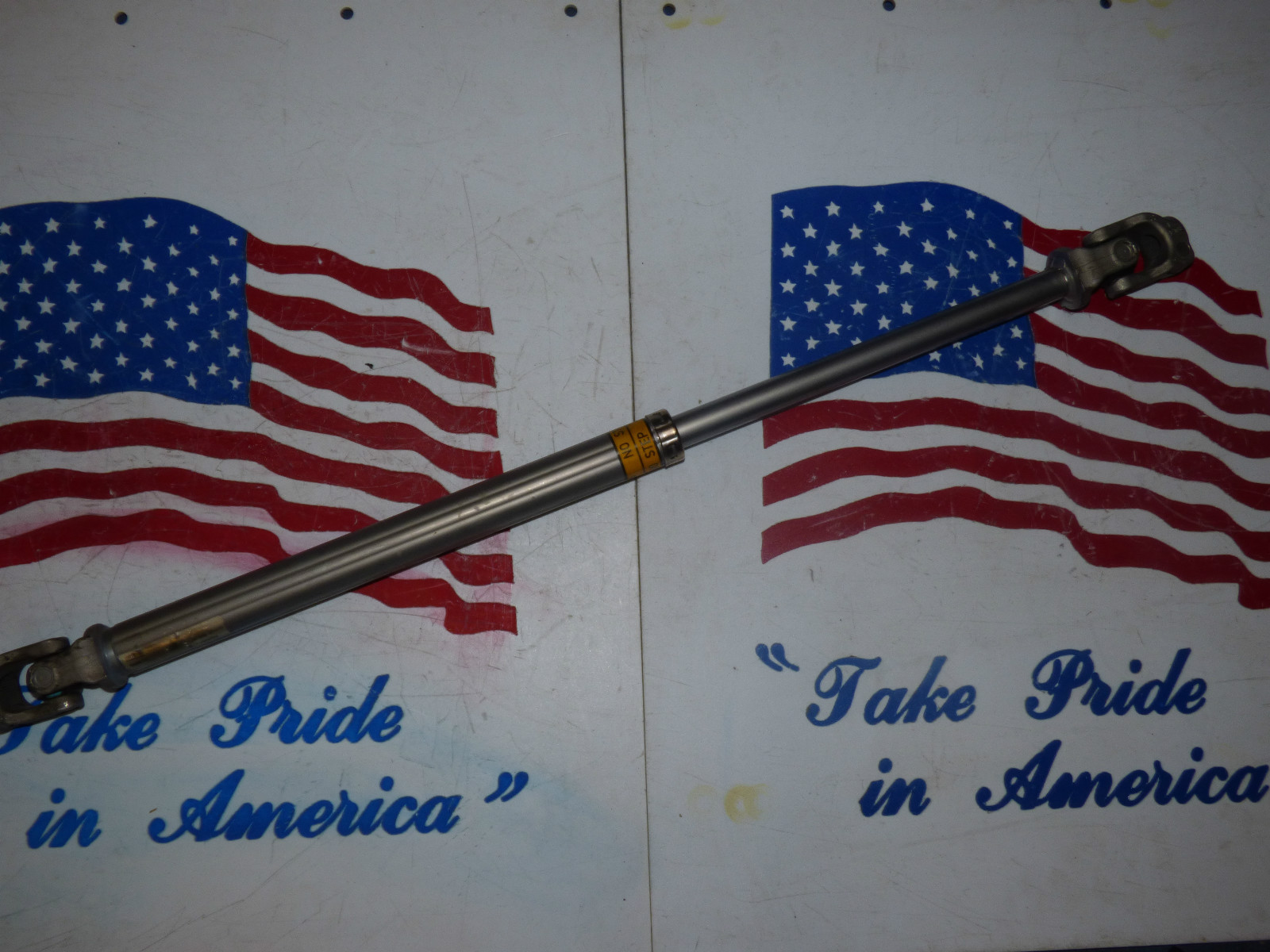 C7 C8 Freightliner Cascadia Steering Shaft 14-18150-001