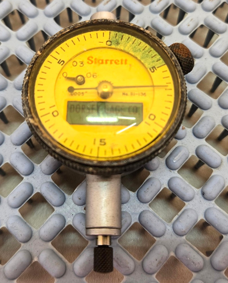 Vintage Starrett Jeweled Dial Indicator No. 81-136 DORSEY GAGE CO. .0005