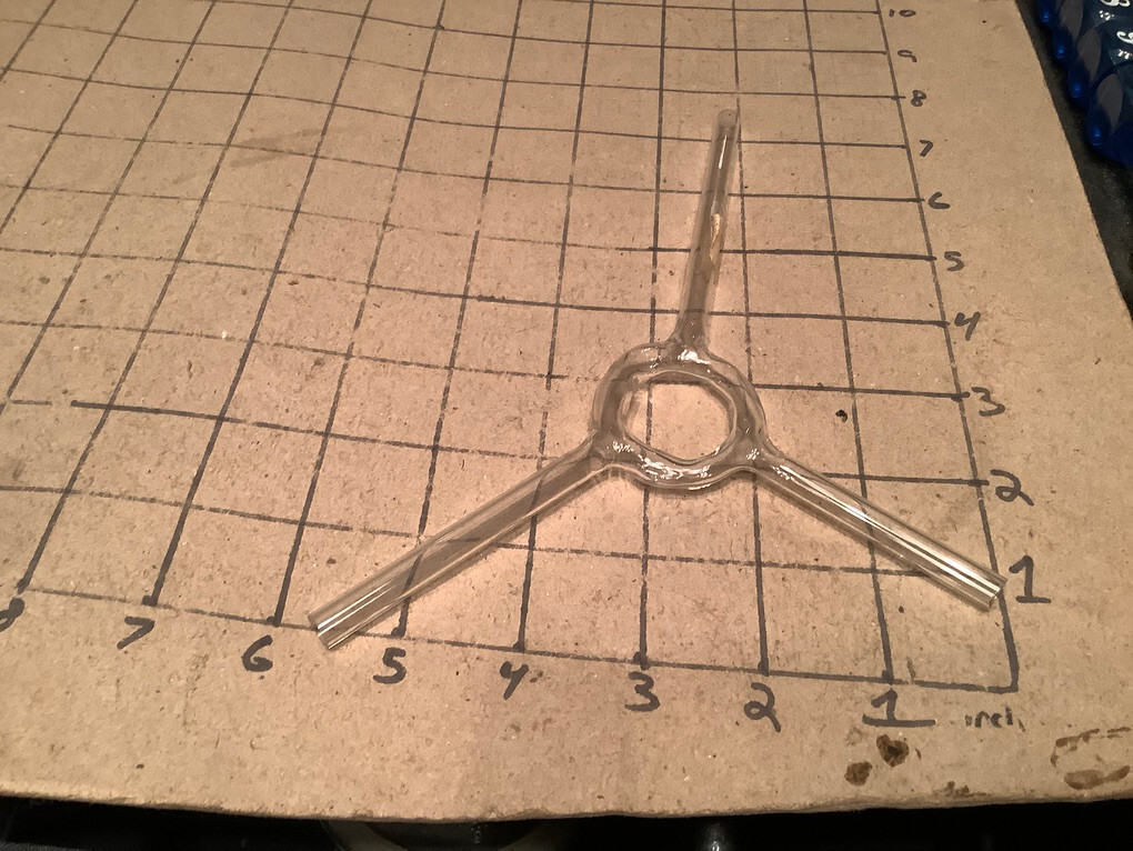 early lab glass: 3 way intersection - w circle - interesting,