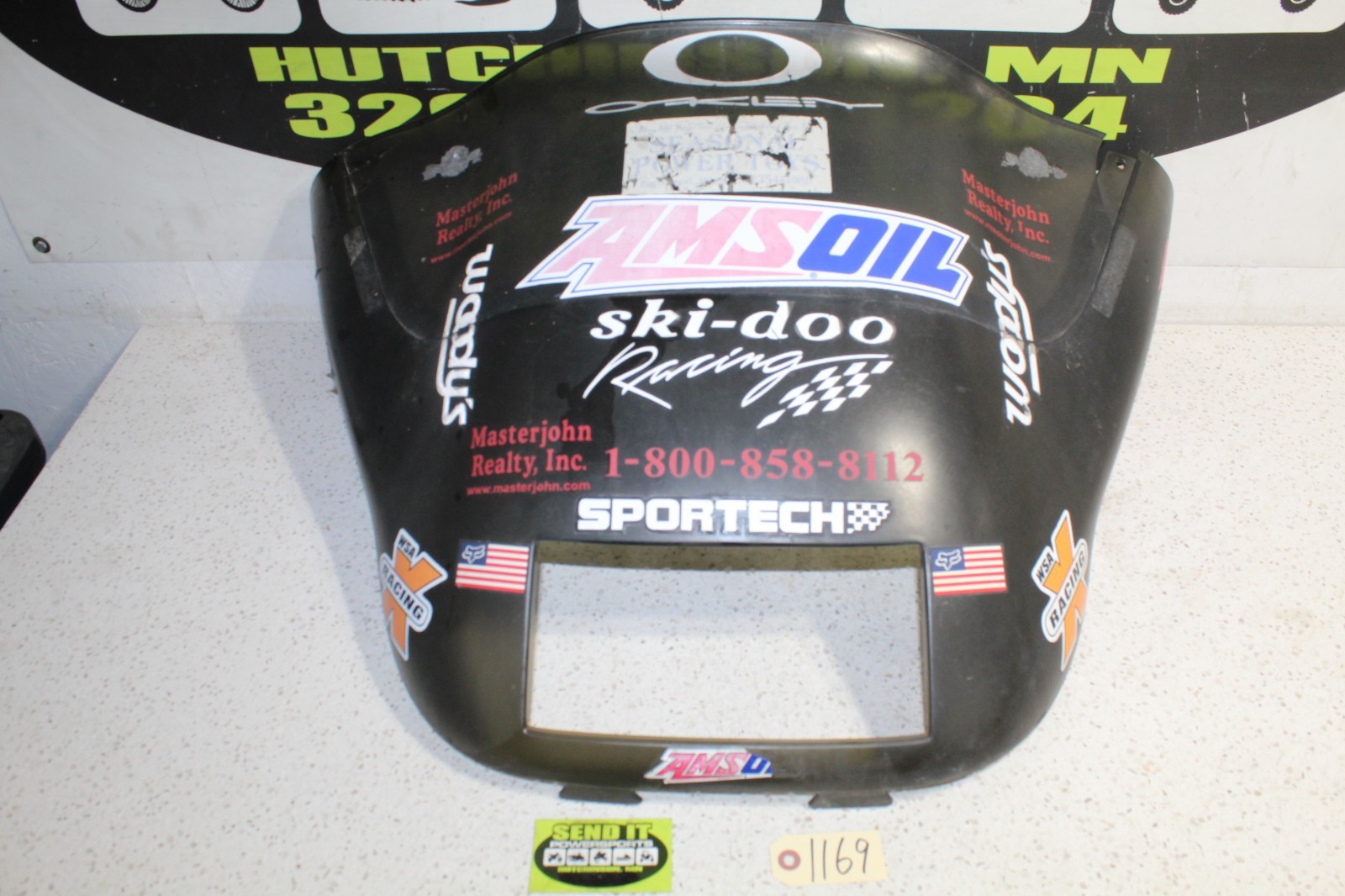 O/S	1997 Ski-Doo Formula Z	Windshield Support / Windshield	572084600 / 414795900