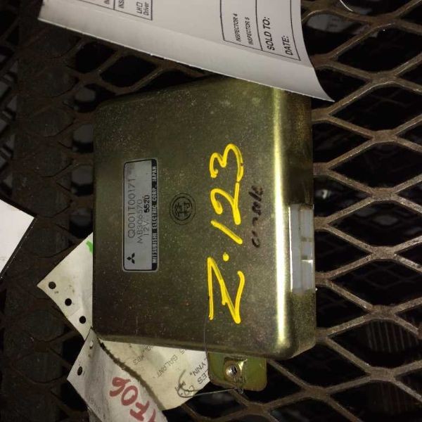 85 GALANT ENGINE ECM SPEED CONTROL MODULE UNIT ECU RIGHT DASH
