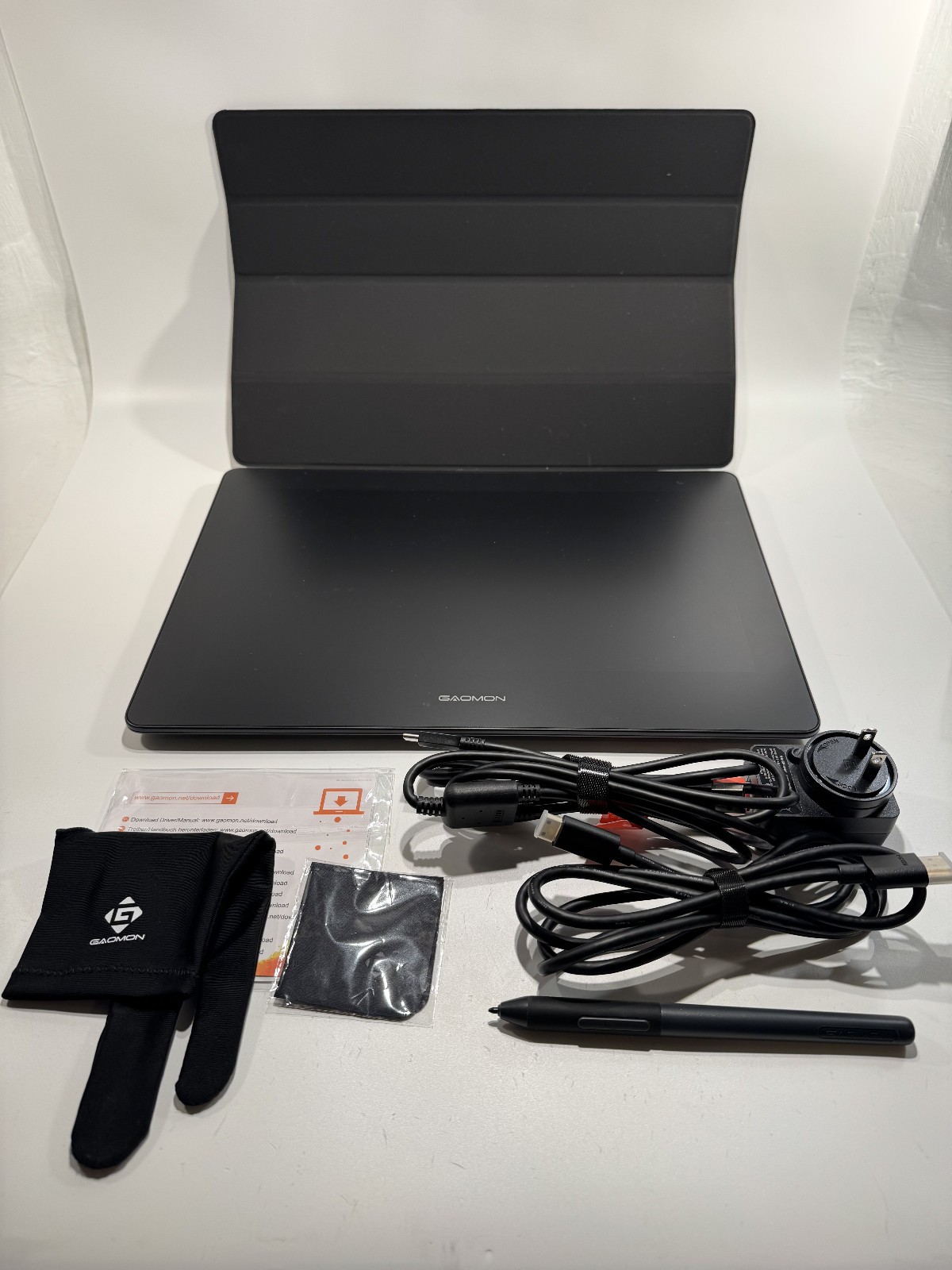 GAOMON PD1220 Pen Display 11.6" Drawing Art Tablet Monitor Sketch Pad Used Black