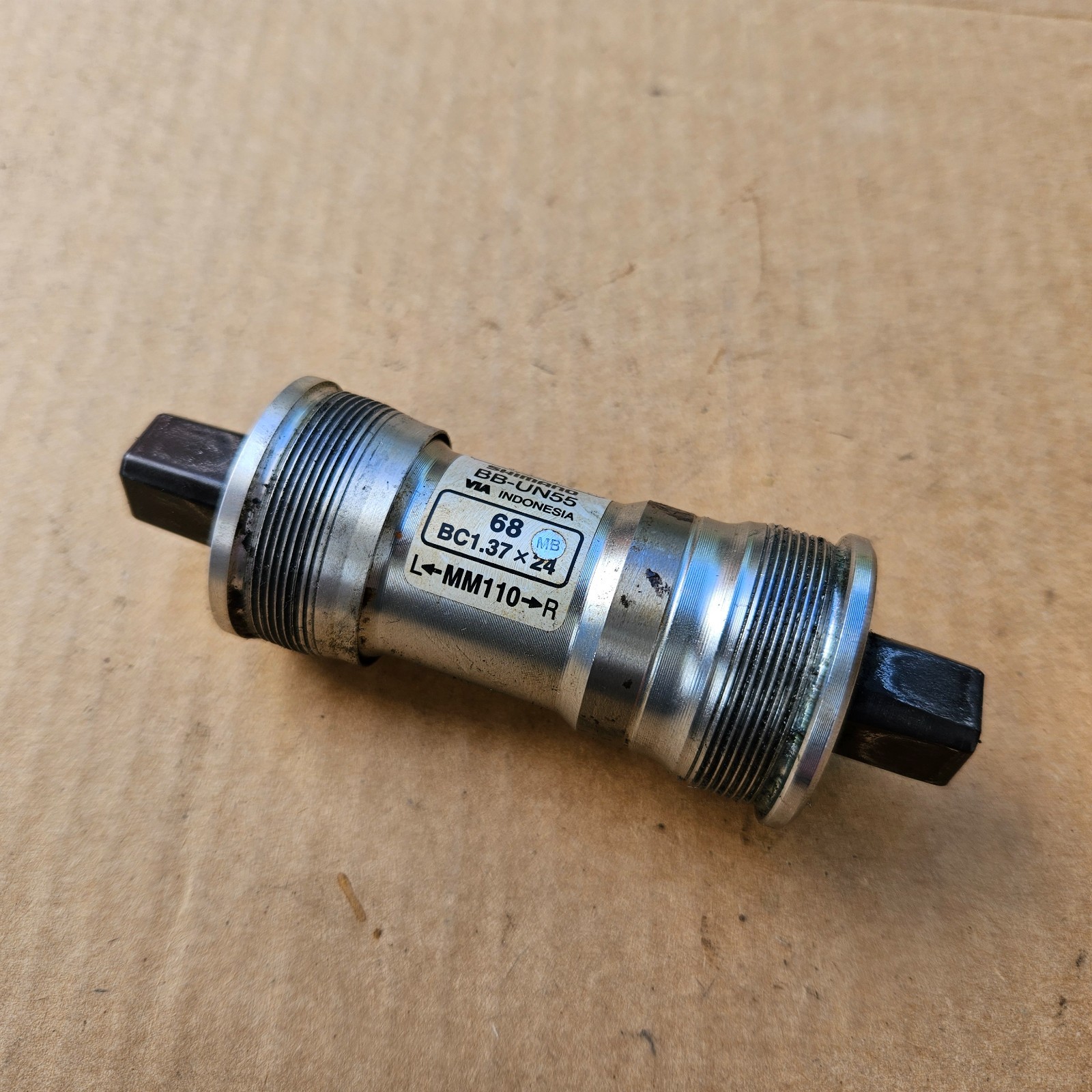 Shimano BB-UN55 Cartridge Bottom Bracket 68mm Shell x 110mm English Thread