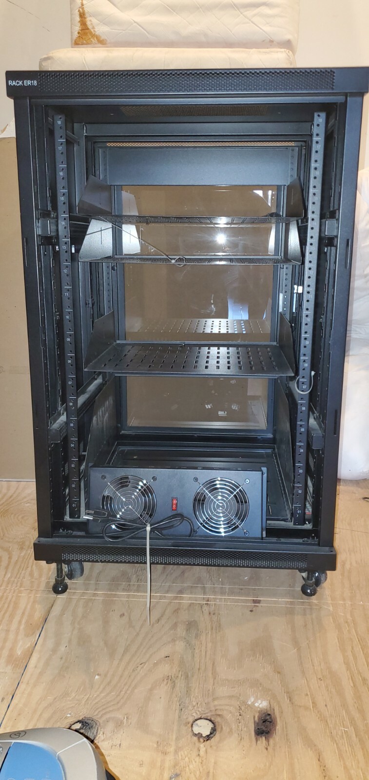 AUDIO RACK MSTR RACK ER18 SLIGHTLY USED