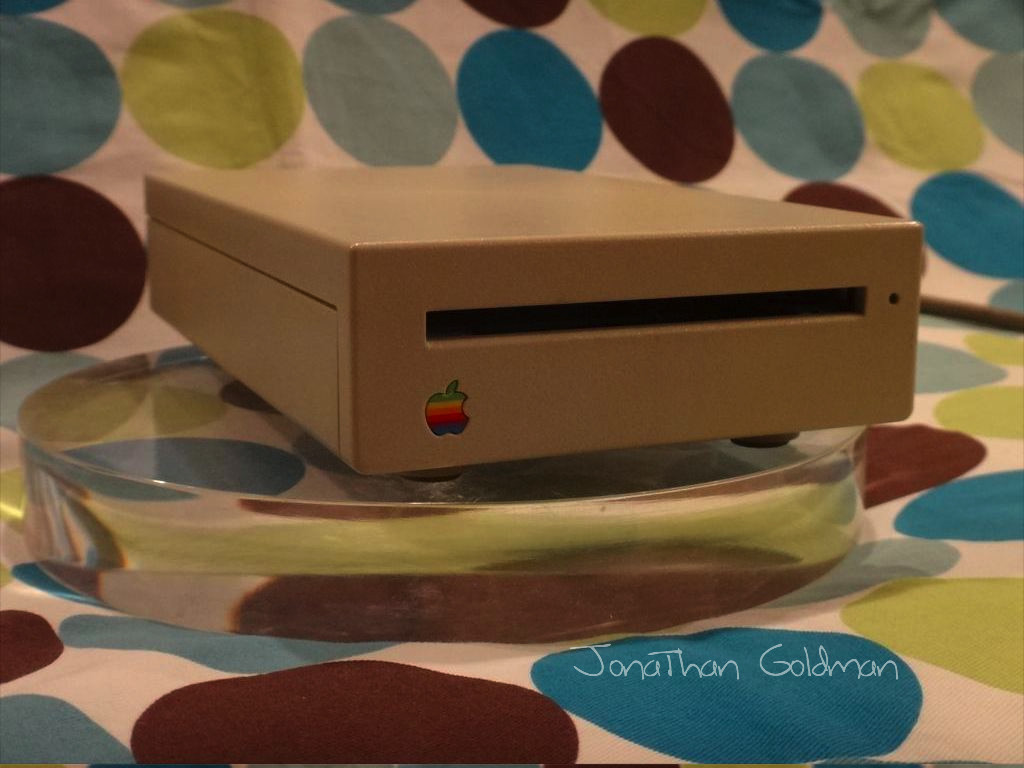 Apple External Floppy SuperDrive 1.4MB FDHD Disk Drive M0131 Upgrade Mac IIgs