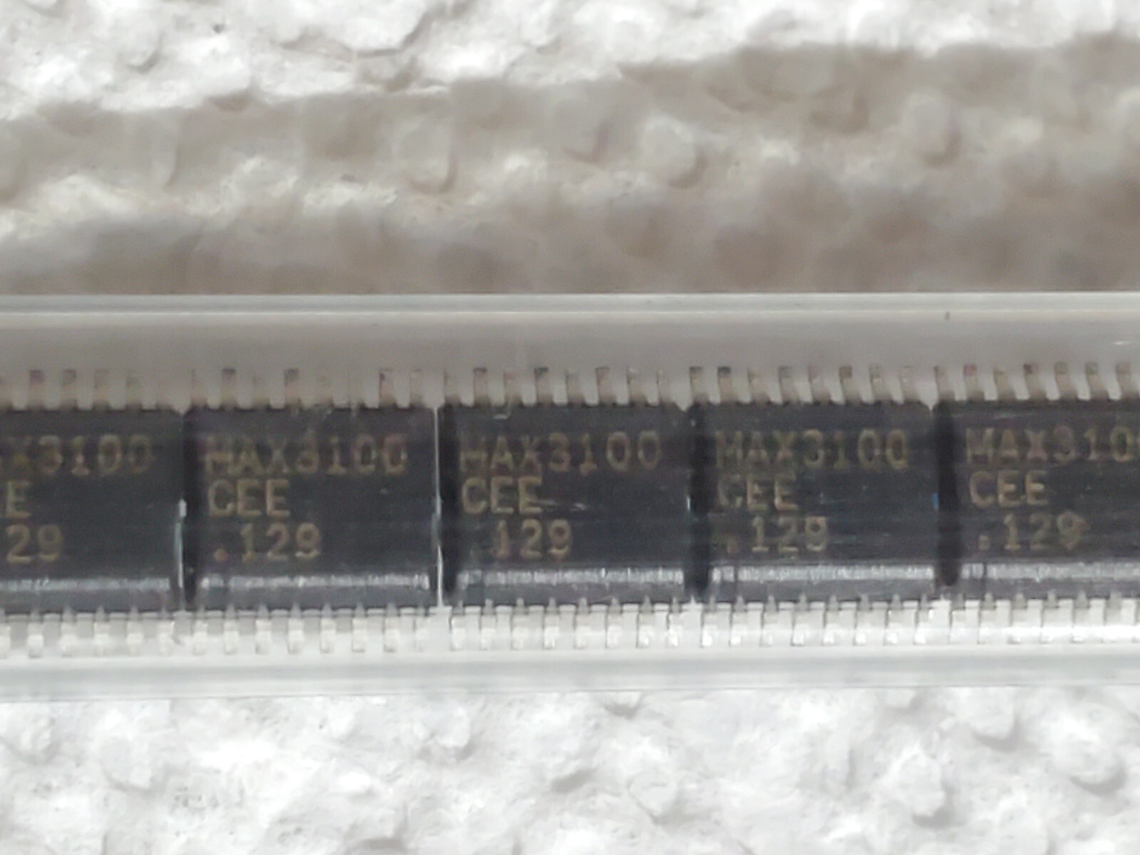 Maxim MAX3100CEE IC - UART Interface (SPI/Microwave Compatible UART)