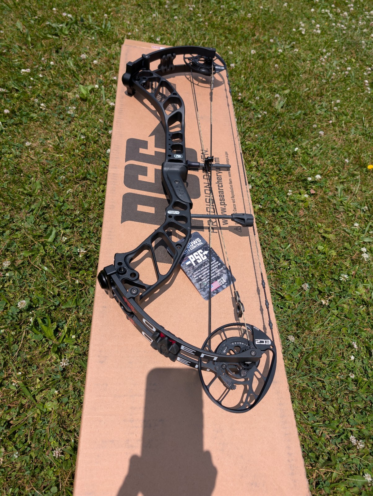 PSE OMEN RH 70# BLACK EC2 356fps EZ.220 Shim System