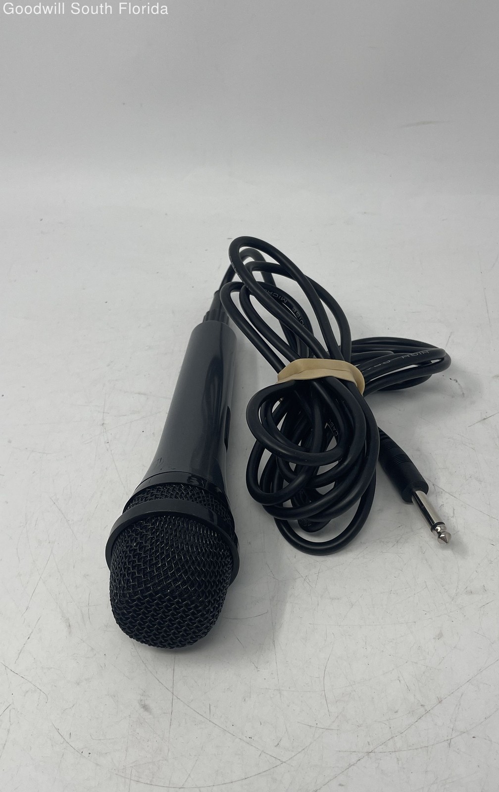 Unbranded Black Wired Dynamic Microphone With 1-4 Inch Plug Not Tested
