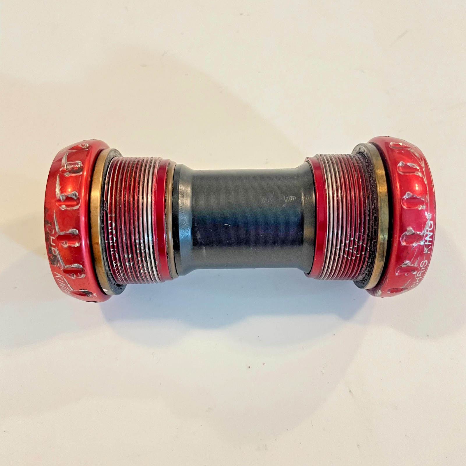 Chris King Bottom Bracket Threaded 24mm Red MTB