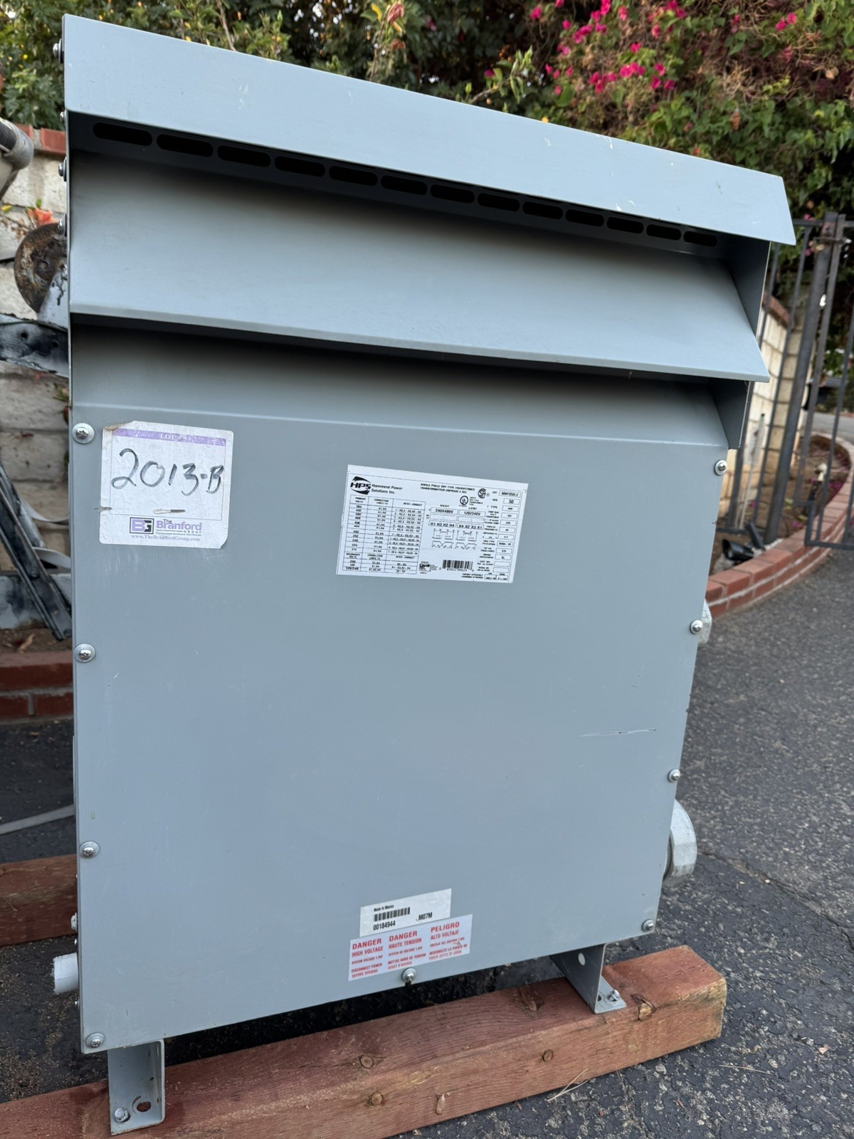 Hammond HPS NMFC50LE 50 kVA 1-Phase Transformer 240/480V to 120/240V NEMA 3R