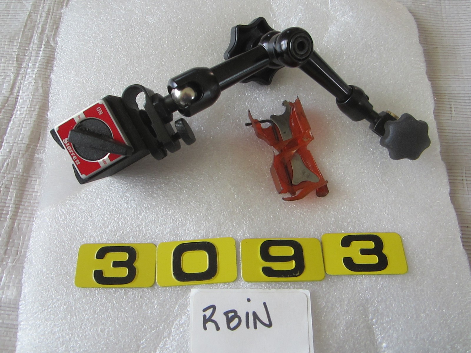 STARRETT 660 MAGNETIC BASE INDICATOR HOLDER POST ASSEMBLY