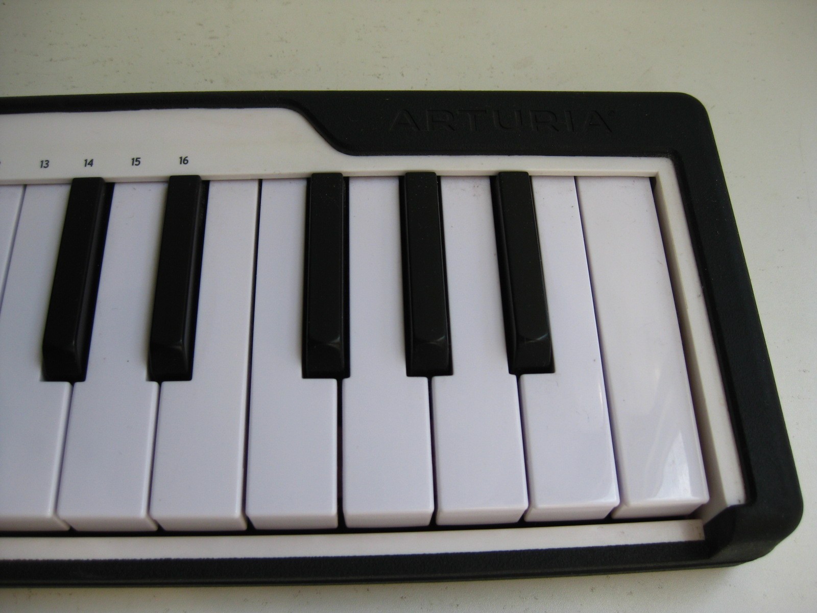 Arturia MicroLab Smart Keyboard Controller MIDI