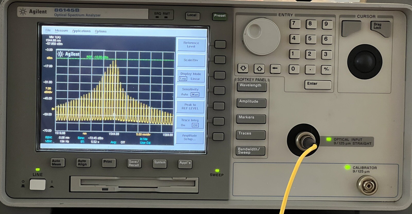 Agilent 86145B -006 US40150415 High Performance Optical Spectrum Analyzer