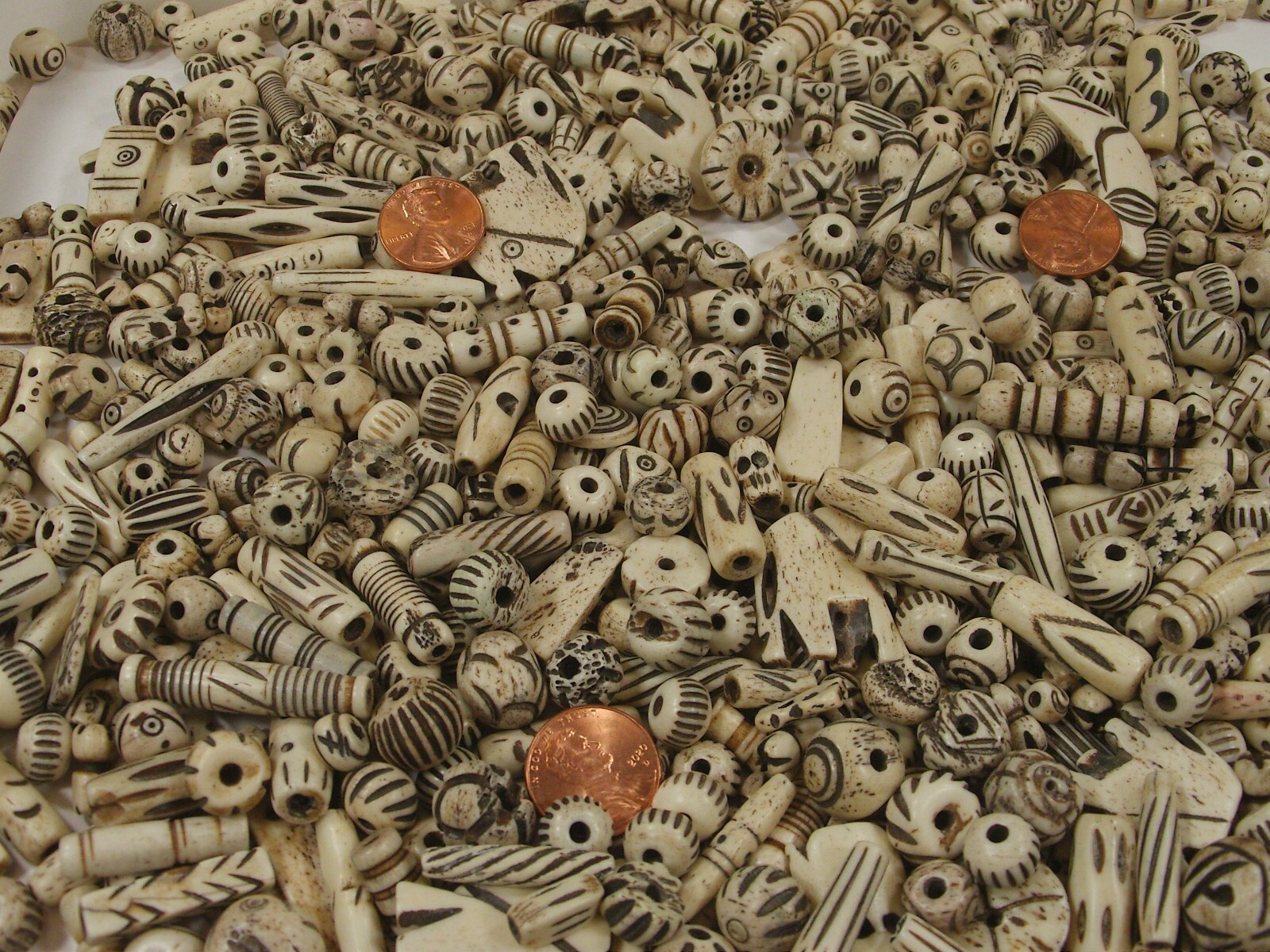 4 Pounds Assorted Water Buffalo Bone Beads / Scrap Pieces / Left Overs Bulk (Z5)