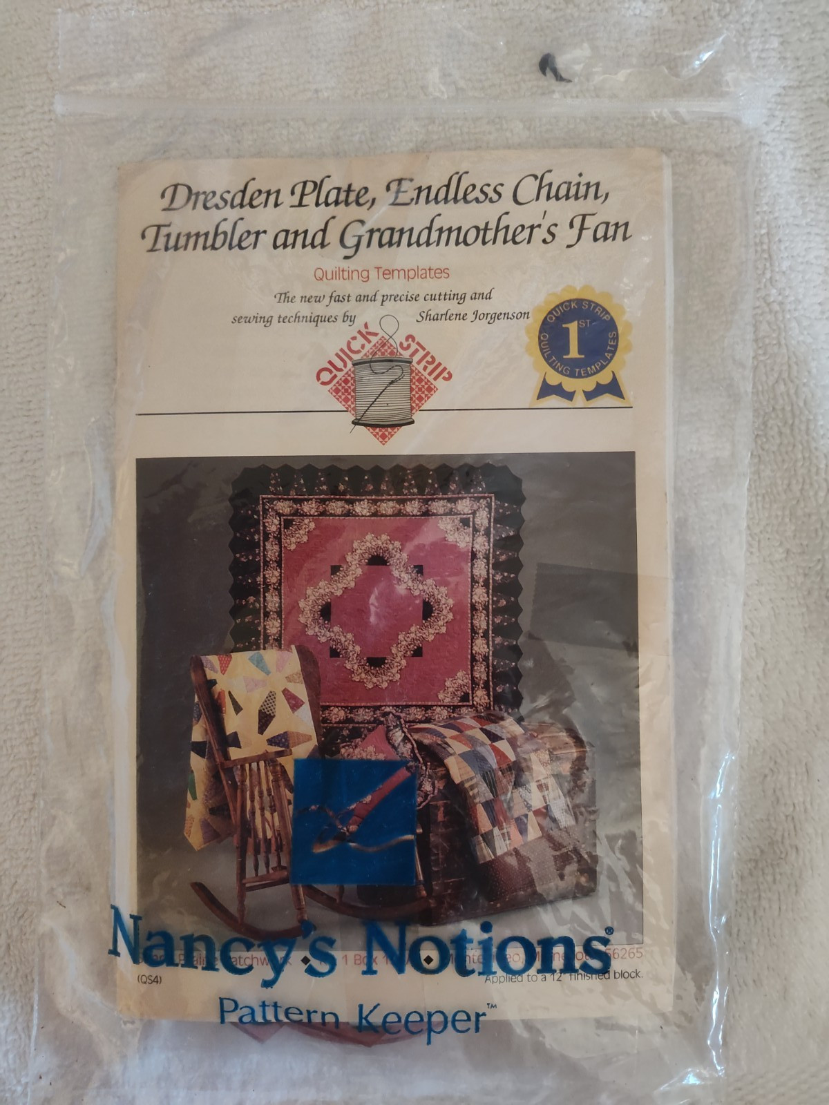 NEW  Quick Strip Sewing Pattern QS4 Dresden Plate Endless Chain