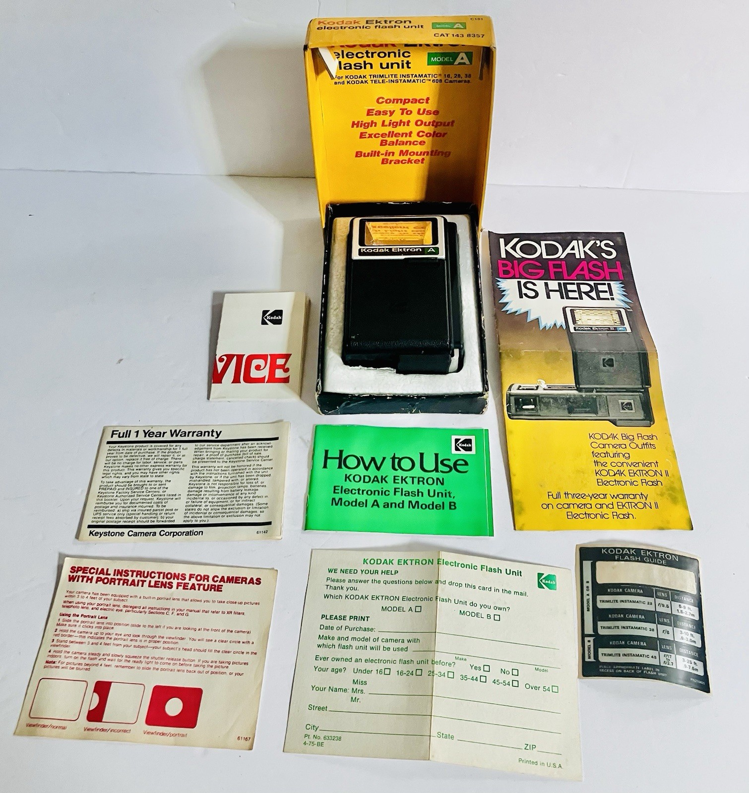 Vintage KODAK Ektron Model A Electronic Flash USA In Original Box
