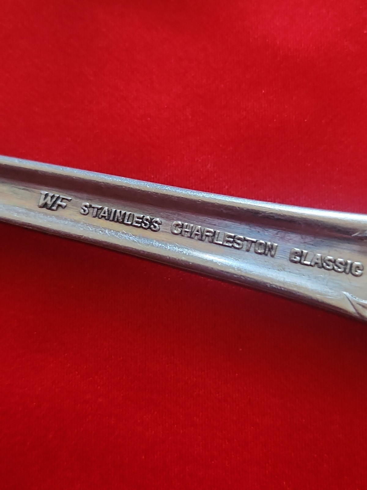 Stainless Charleston Classic by Washington Forge 2 Serving Spoons