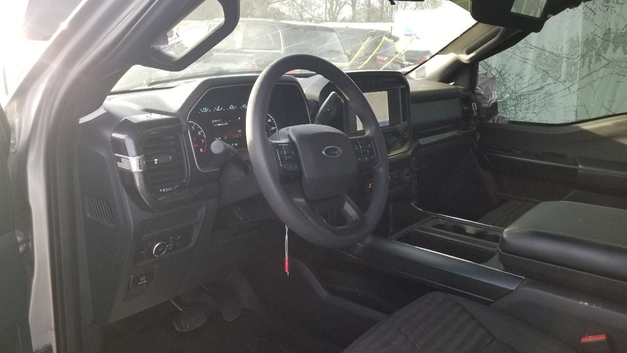 21 FORD F150 UPPER AIR SHUTTER 5.0L