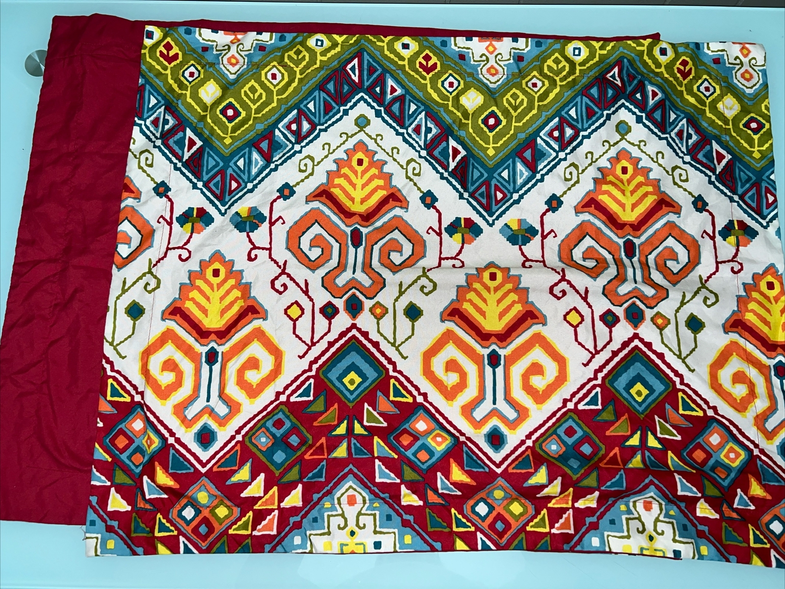 2 Azalea Skye Standard Bed Pillow Zip Shams. Colorful Front & Red Back 30x24 EUC