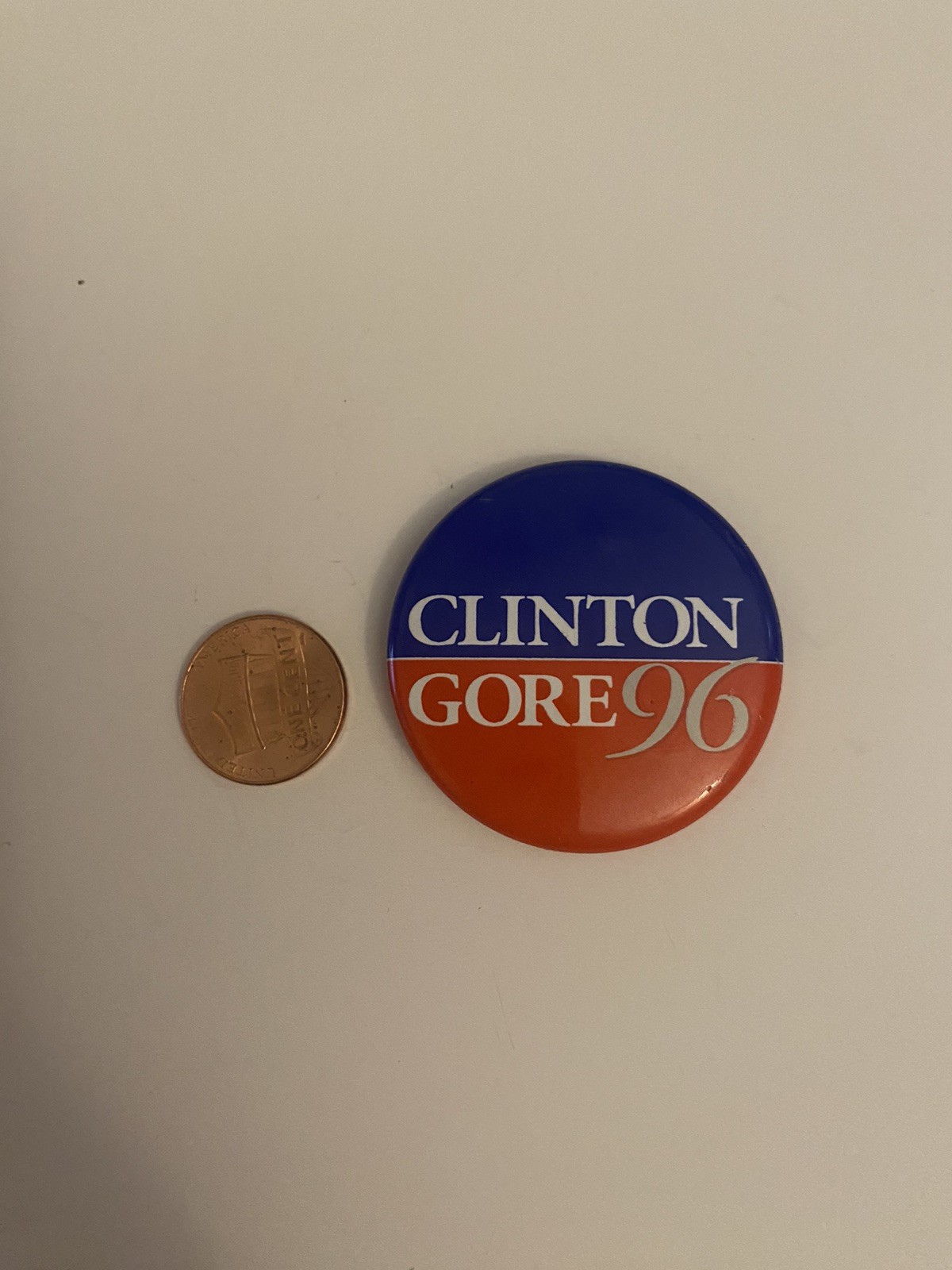 Clinton Gore 96 Political Pin Back Button P16