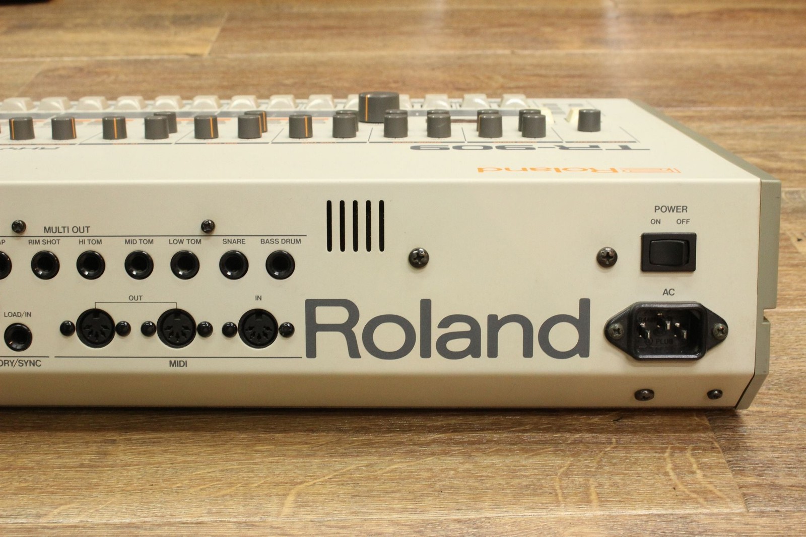 ROLAND TR-909 Rhythm Composer [360131]