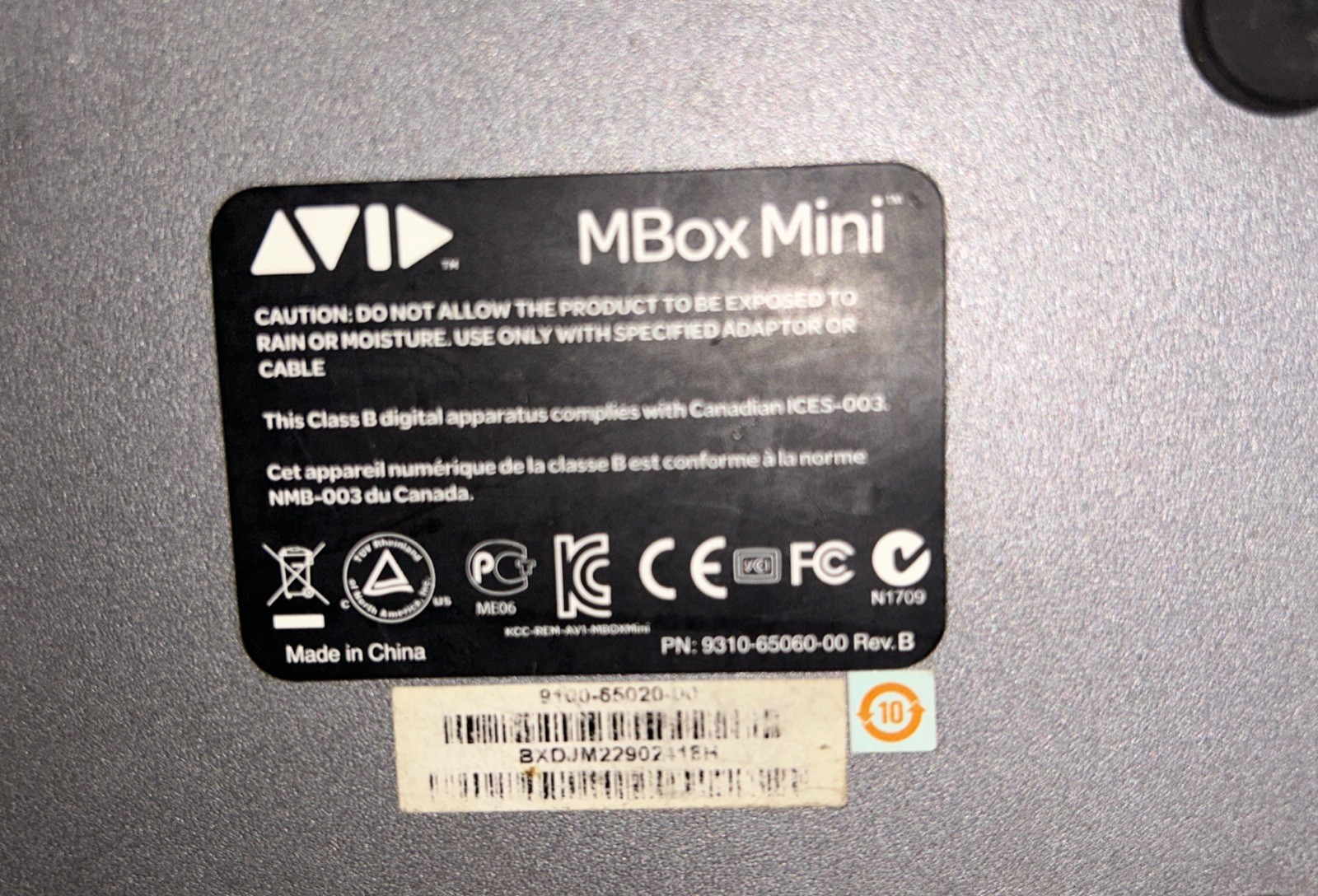 AVID Mbox Mini USB Audio Interface - Not Tested (Missing Volume Knob)