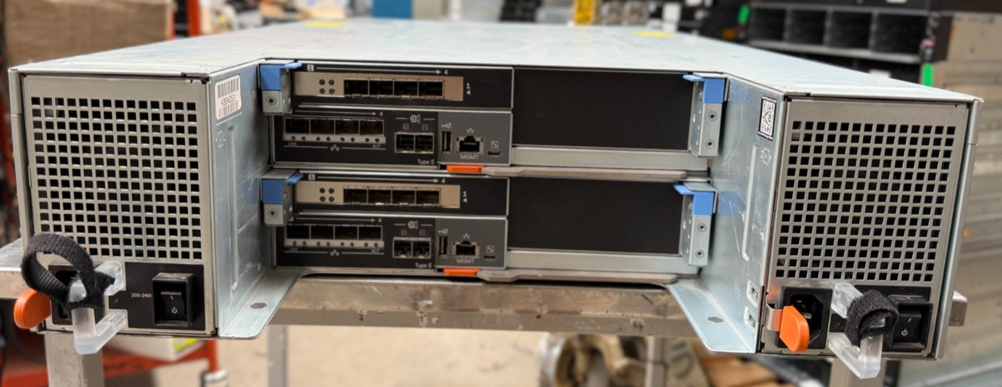 Dell EMC SC5020 Storage Array | No HDDS | 2x Storage Controllers | 2x PSU
