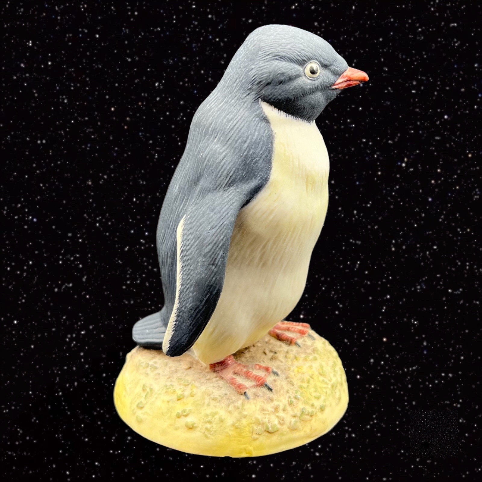 Aynsley Adelie Penquin Fine Porcelain  by John Aynsley 1975 England Porcelain