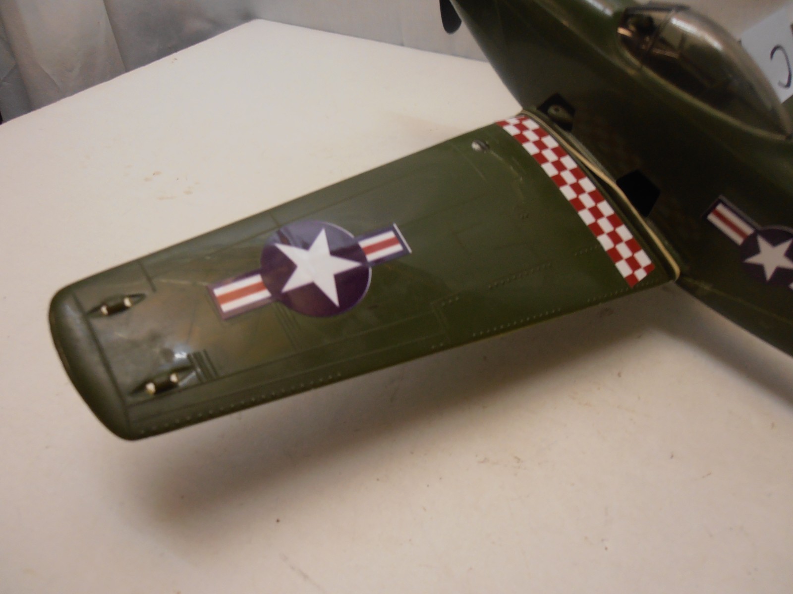 Cox 049 P-51