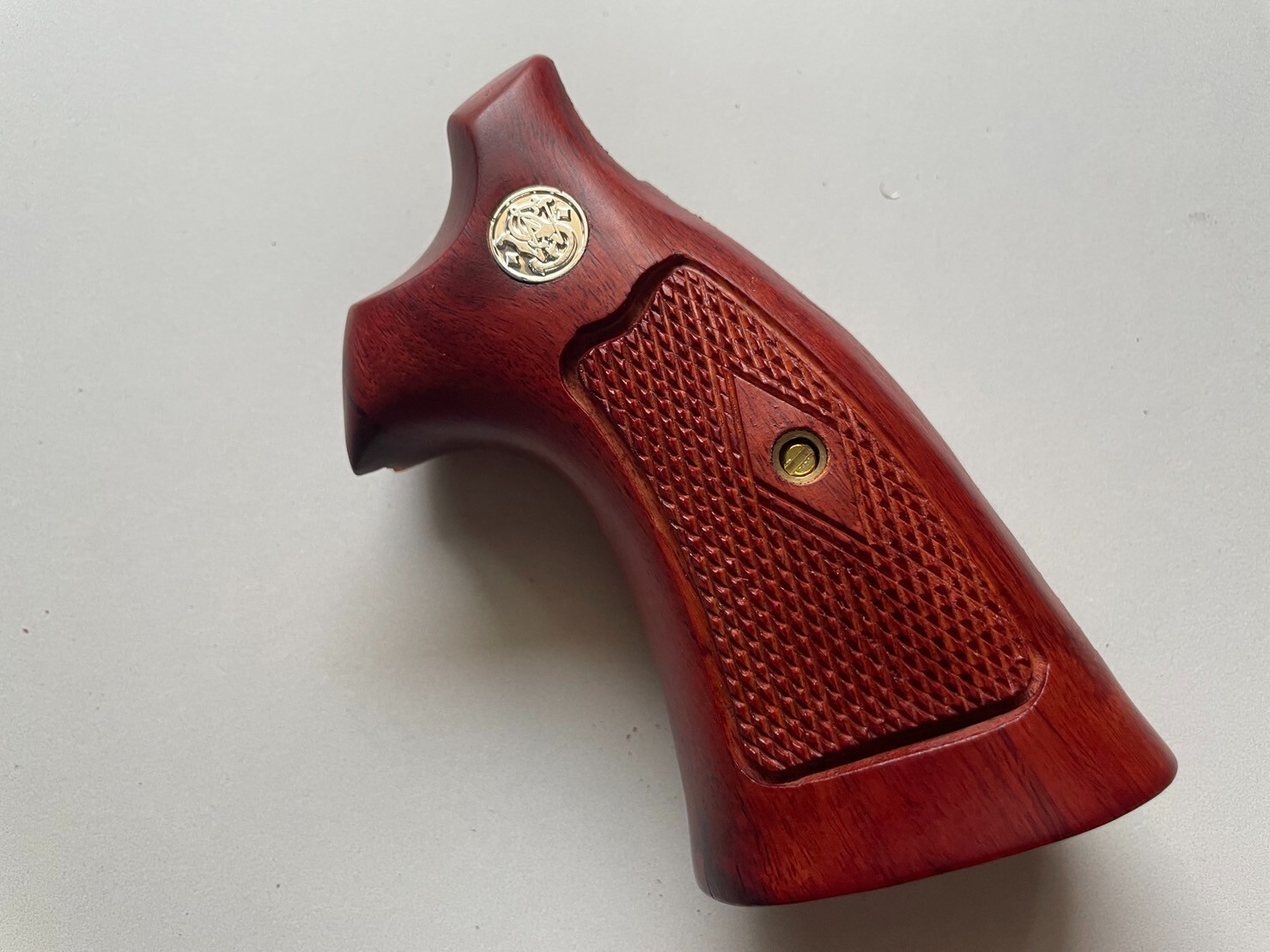 New hard wood grip for Smith & Wesson, K/L Square Fram Butt open back; Vim05