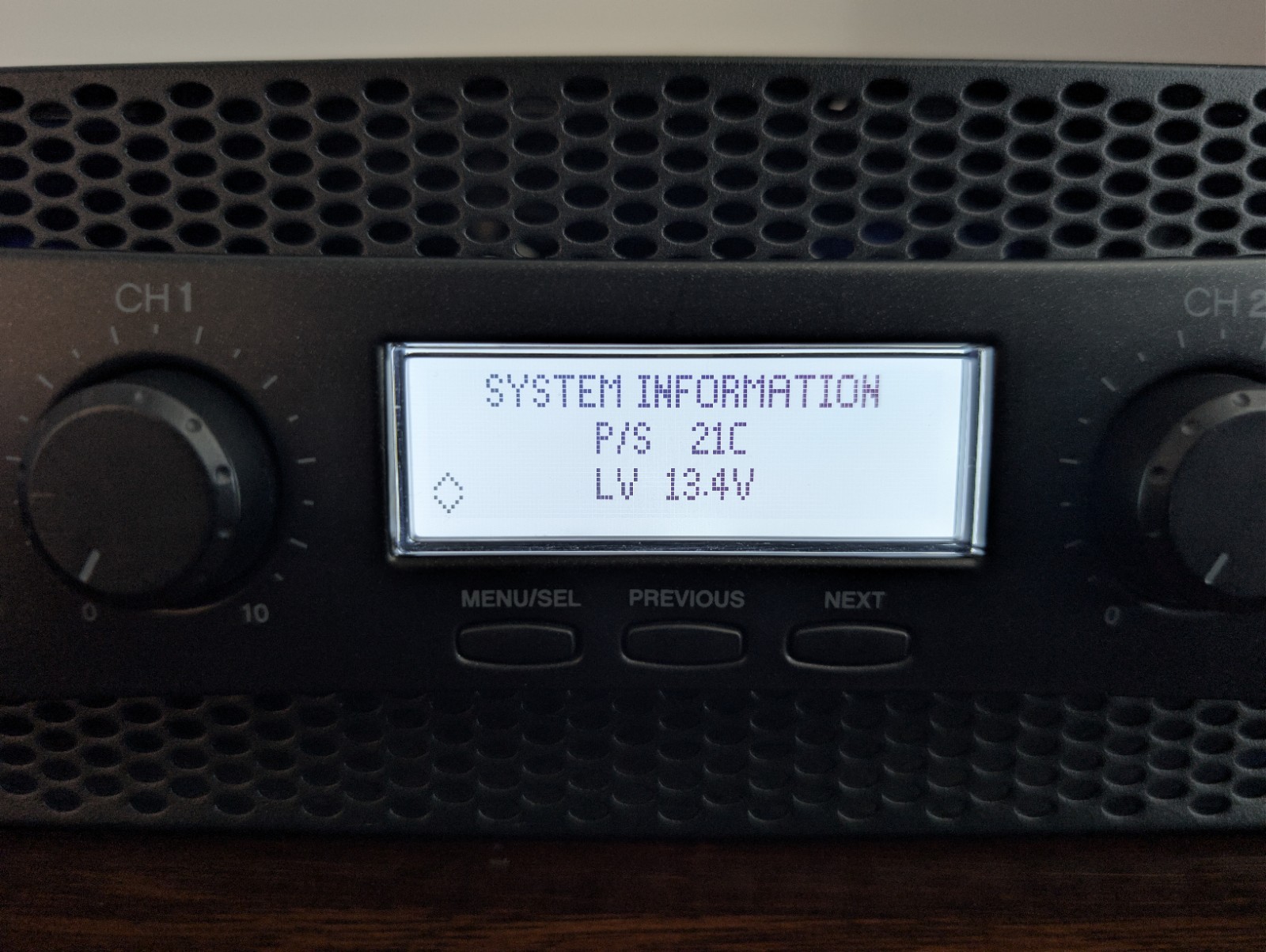 Crown XLS1502 2-Channel 525 Watt Amp Power Amplifier - Tested & Working!