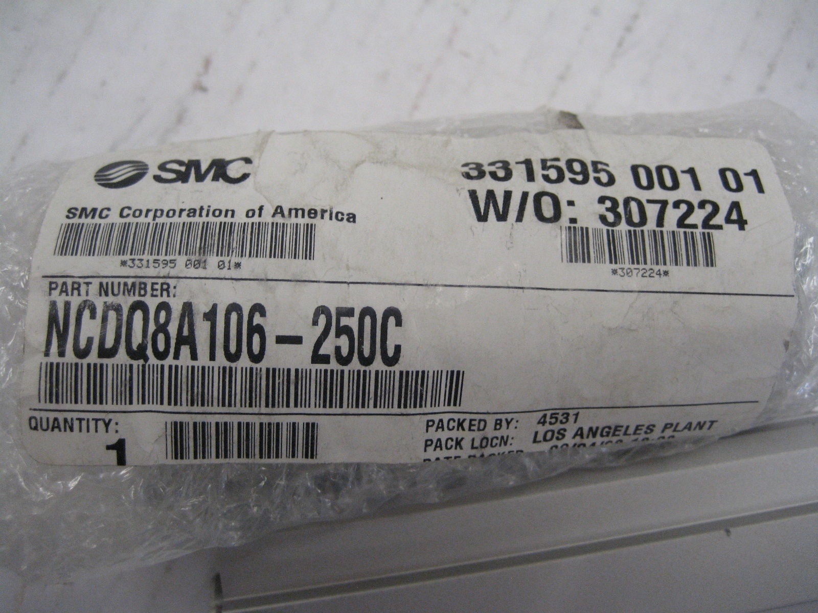 SMC PNEUMATIC CYLINDER # NCDQ8A106-250C 2.5" STROKE