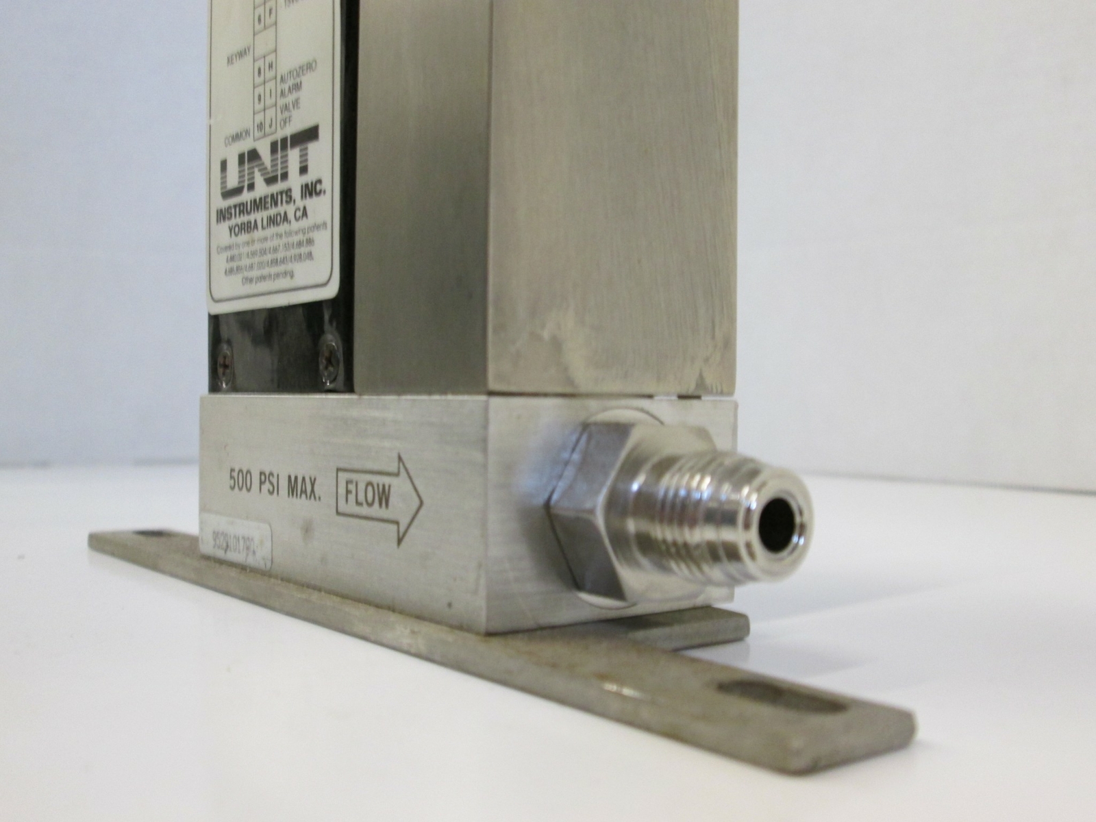 Unit UFC-1100A Mass Flow Controller MFC, O2, 10 SLPM, 1/4" Male