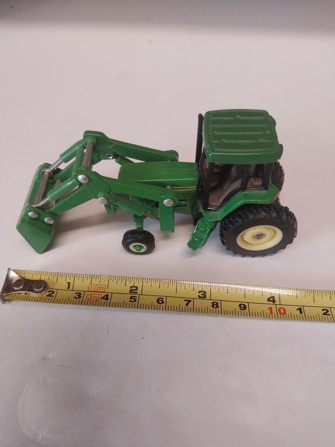 Vintage John Deere 7800 Row Crop Tractor with Front Loader 1/64
