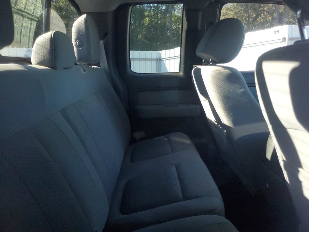 F150 2013 Glove Box 4987508