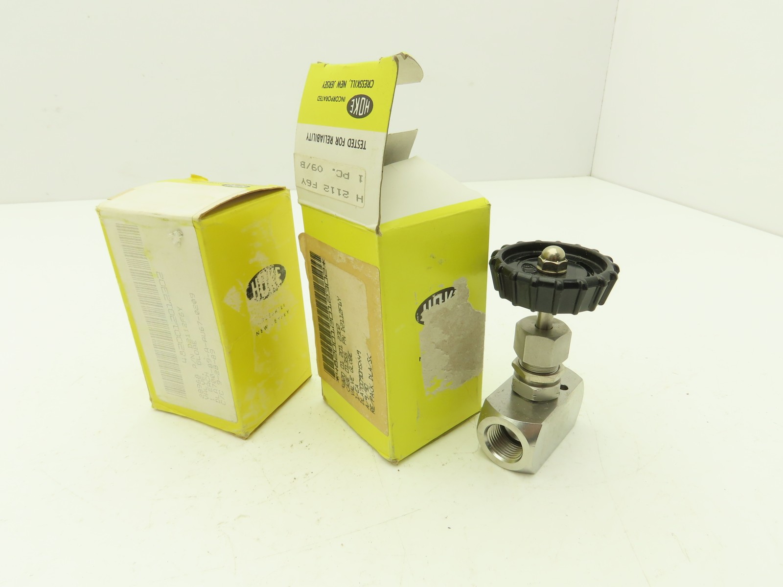 Hoke 2112 F6Y Hydraulic Needle Valve Bar Stock Screwed Bonnet 316 SS Lot of 2