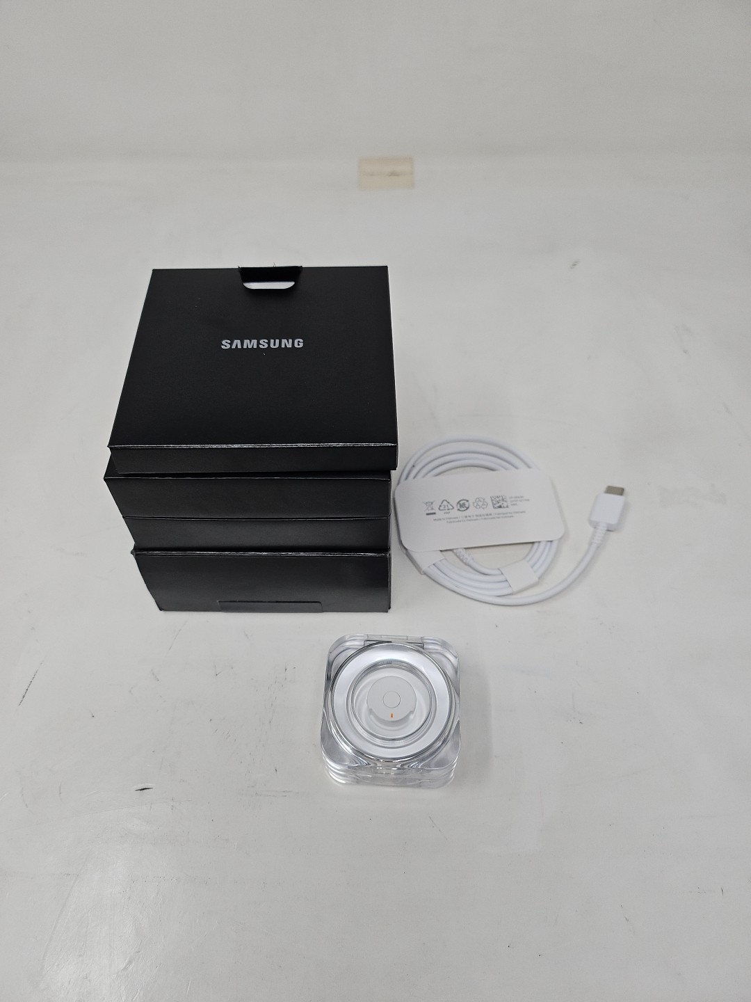 Samsung Galaxy Ring Cradle Charging Case ONLY (Size 8)