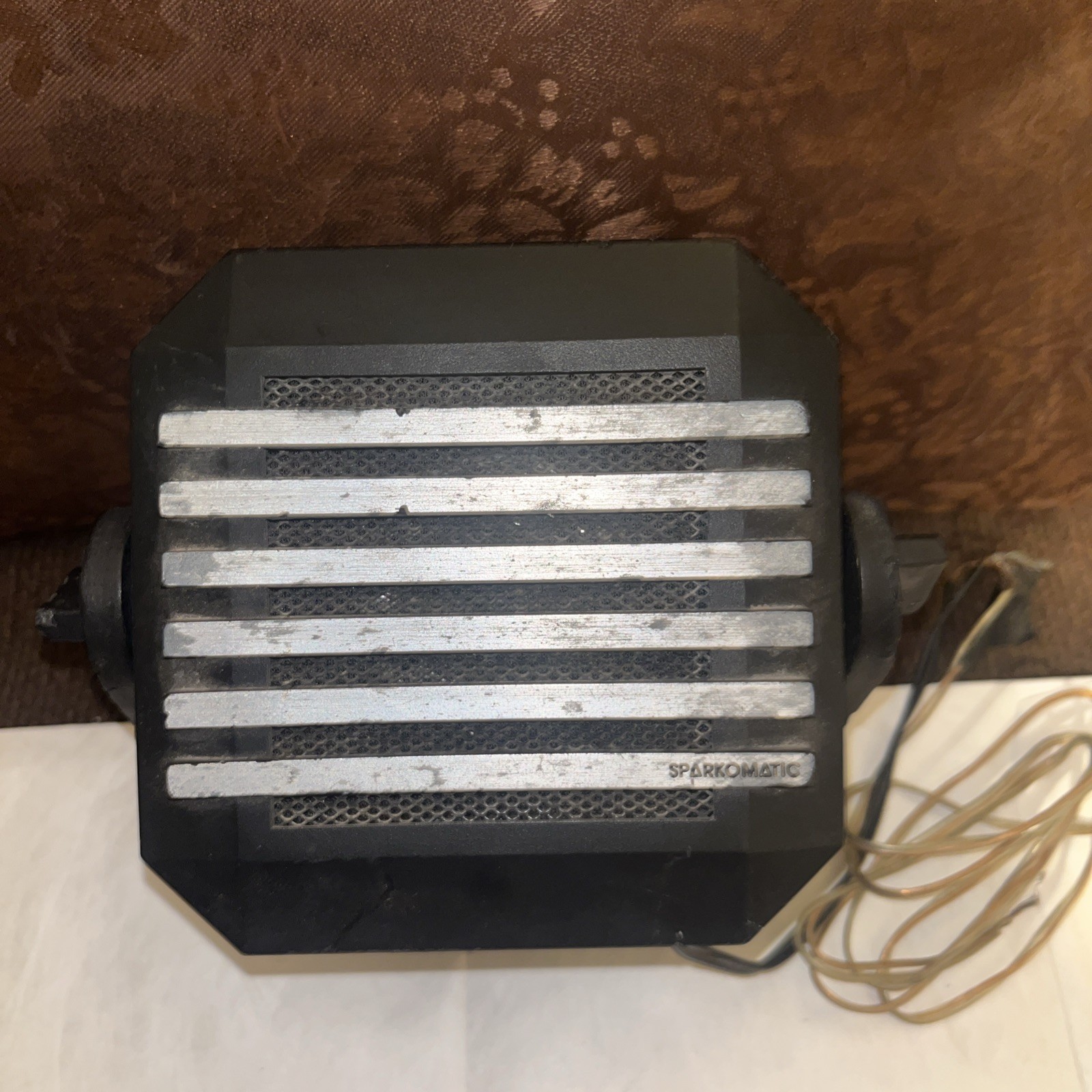 Sparkomatic SK415 Mobile CB Ham Radio Speaker