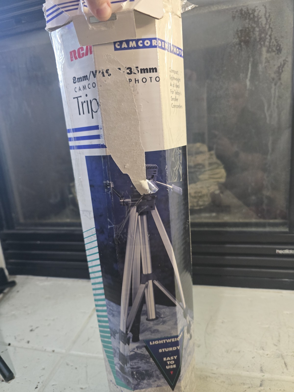 RCA Deluxe Video Tripod Camcorder Photo Model AC088 With Box