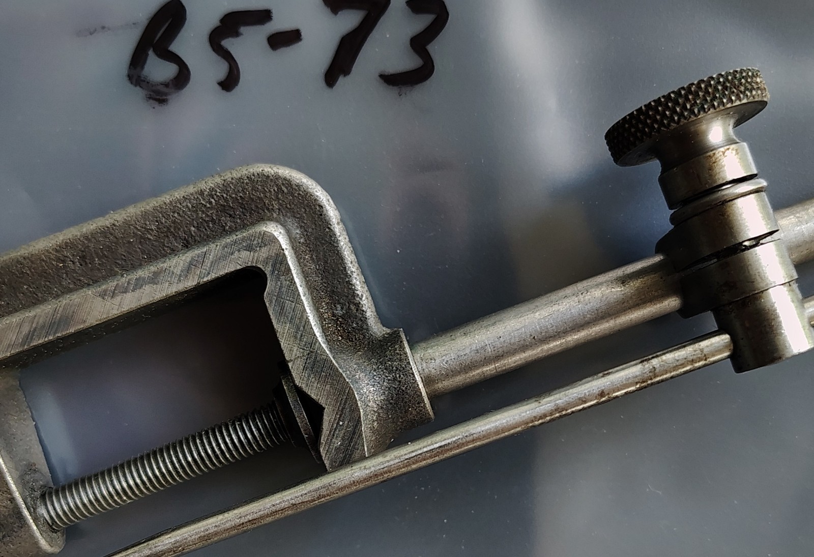 🗽VINTAGE TOOL CLAMP WITH INDICATOR CLAMP AND SCRIBE MACHINIST/ TOOLMAKER