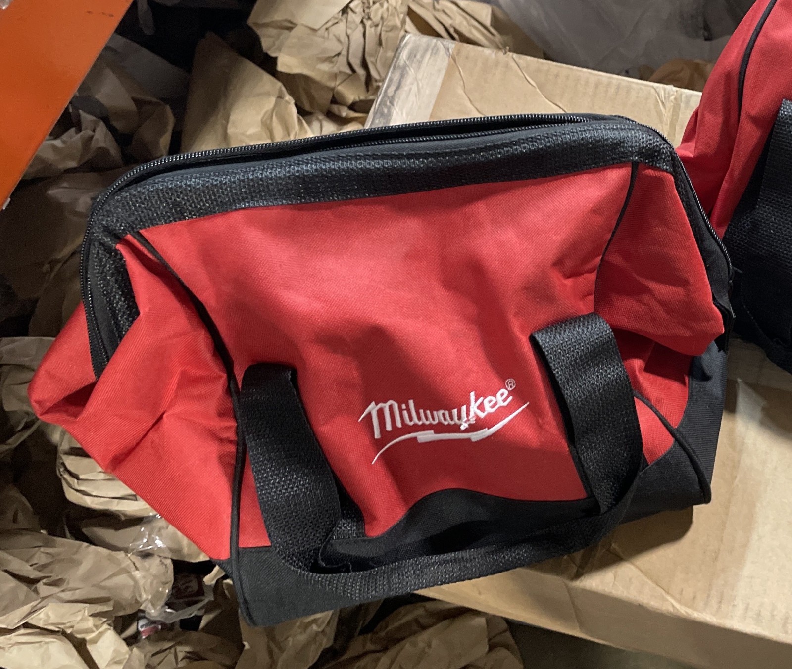 Milwaukee 2550-22 M12 Rivet Tool Kit