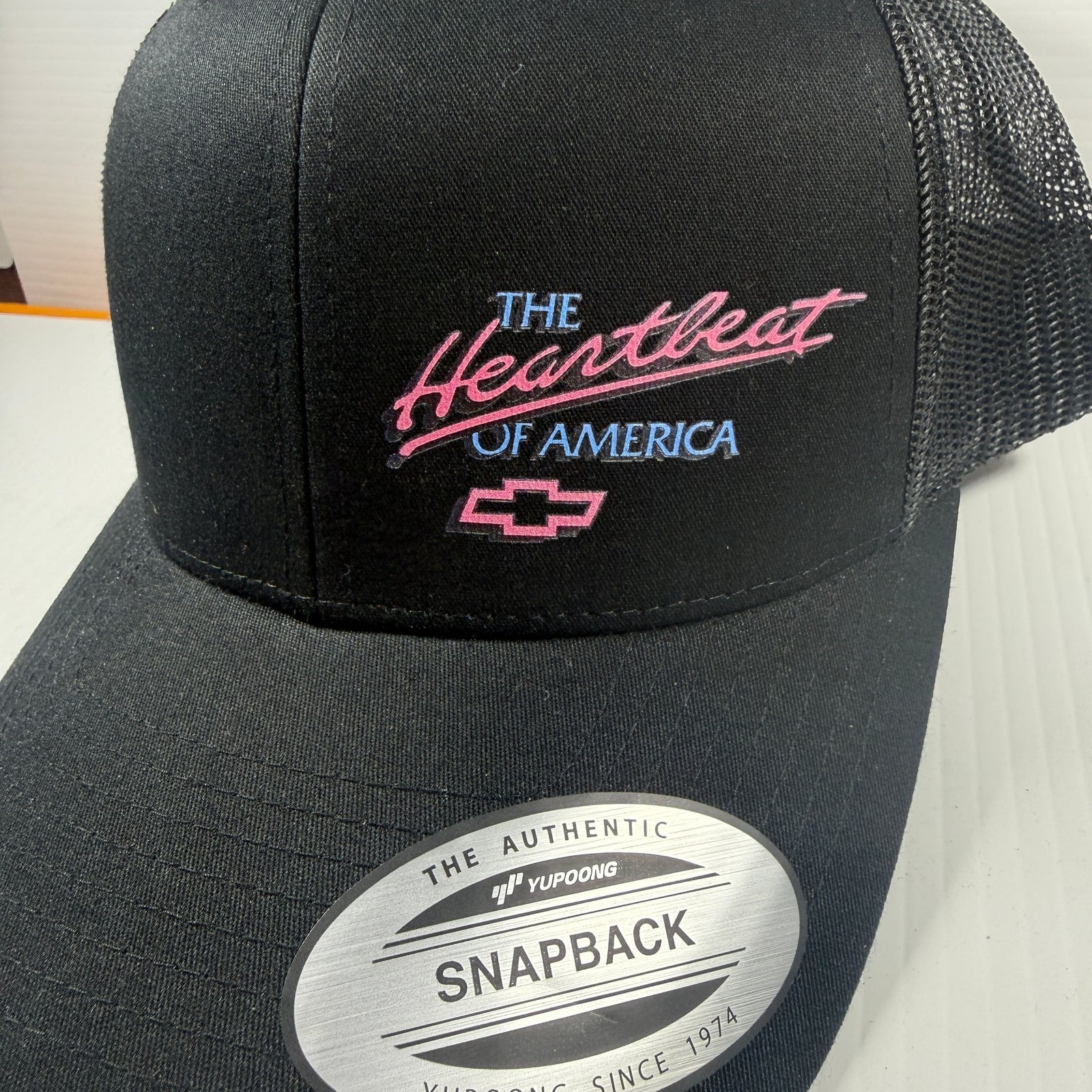 Vintage style OG Chevrolet The Heartbeat of America in Neon Pink/Blue Black Hat