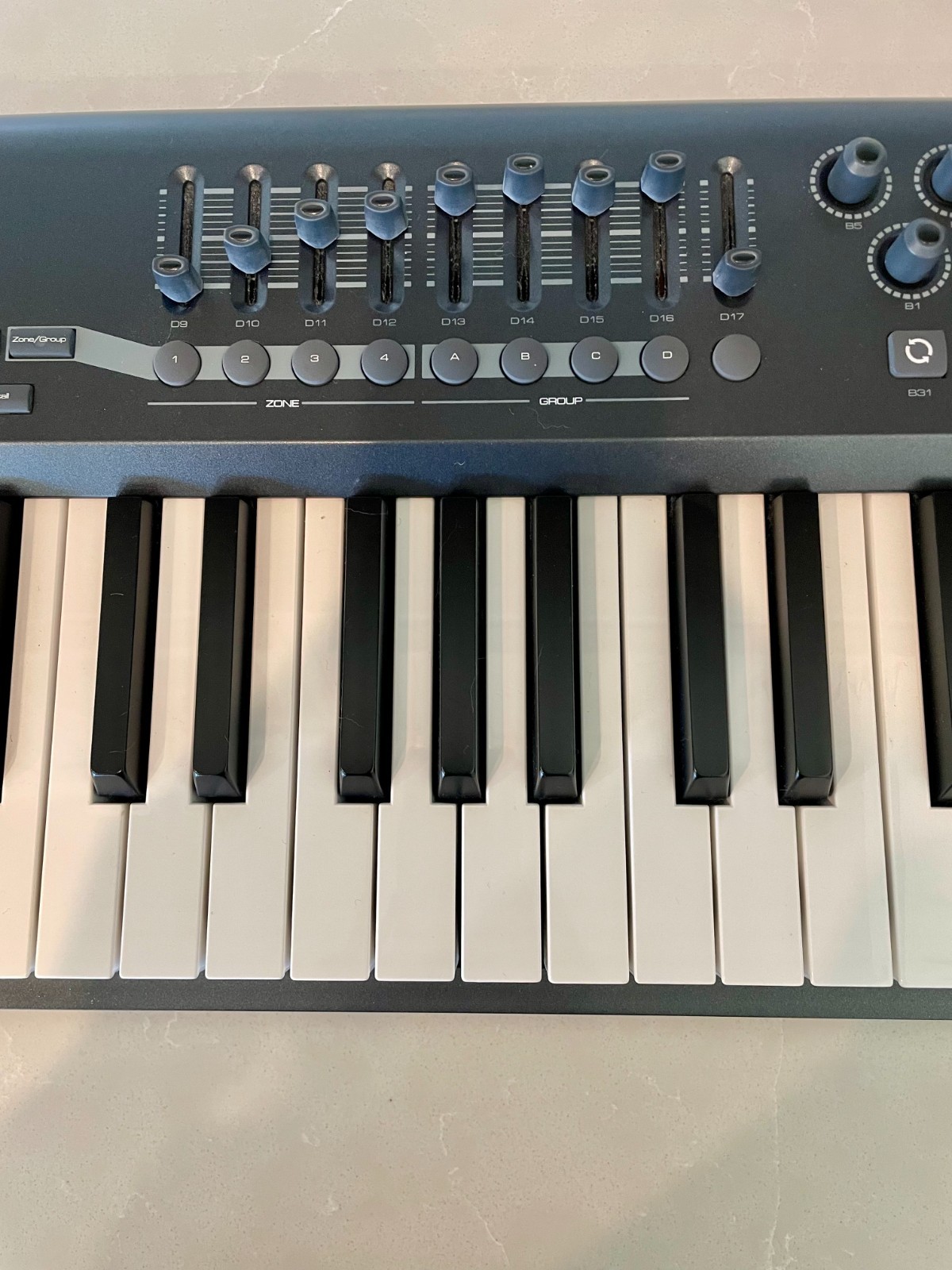 M-Audio Axiom 49 Key USB MIDI Keyboard Controller - w/ Power Adapter