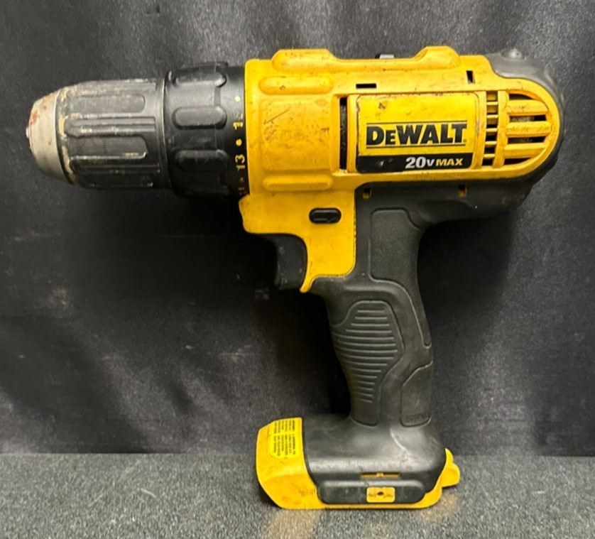 DEWALT 20V Compact Drill/Driver DCD771 Tool Only FREE SHIPPING