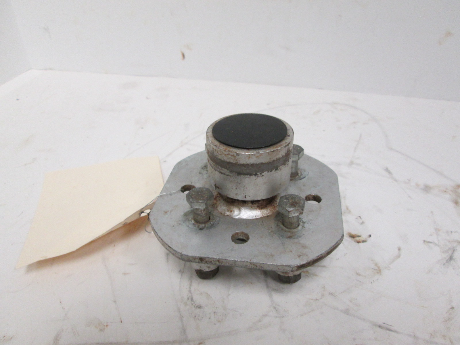 Amigo Front Wheel Hub # 2245