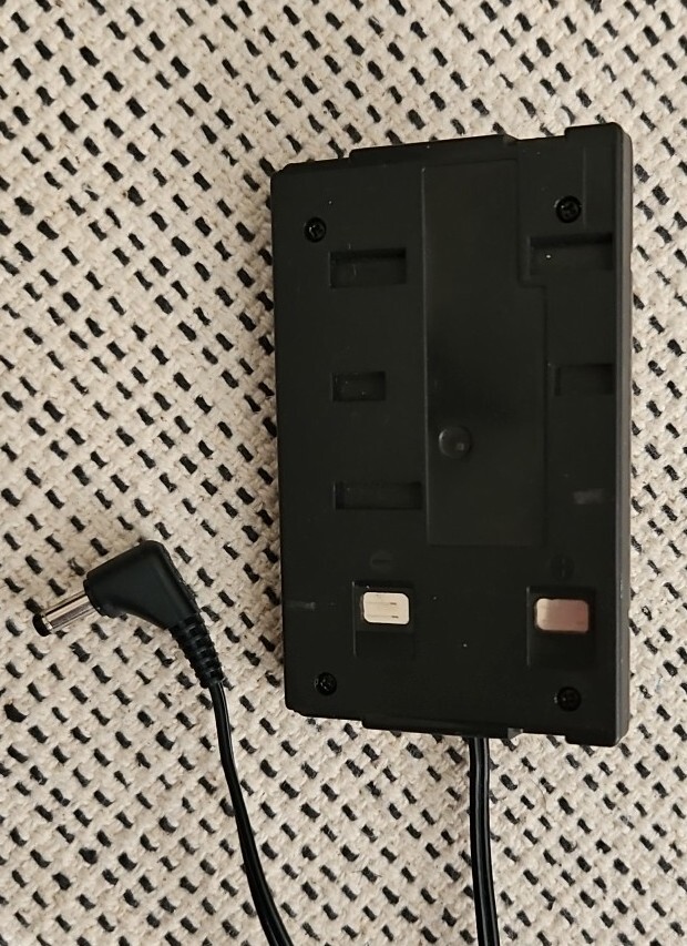 Original Consumer Camcorder DC Power Cable / Adapter