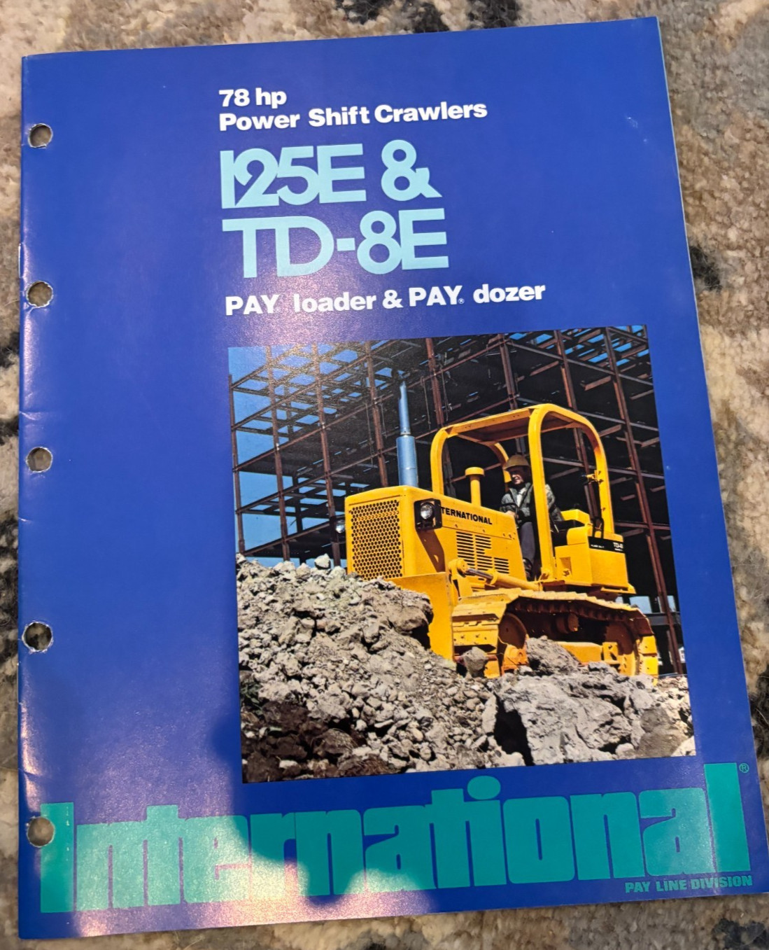 International Harvester 125E Crawler Loader TD-8E Dozer Brochure AMIL25